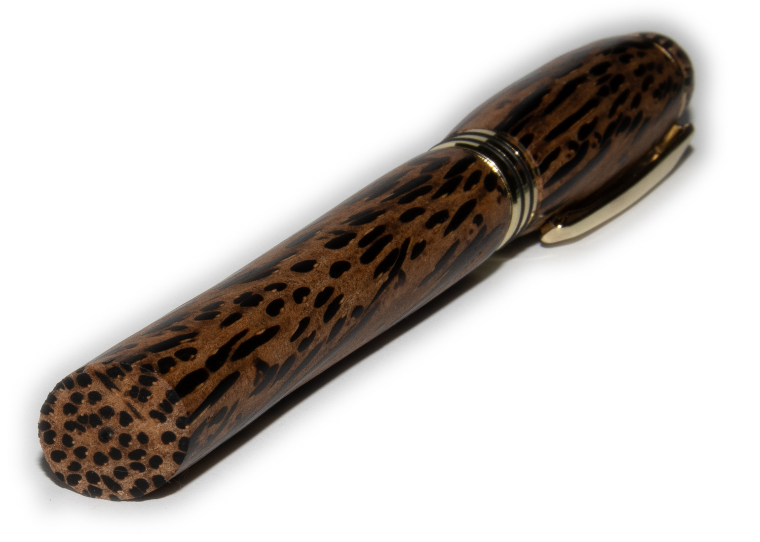 Hochwertiger Füller aus Black Palmira Hochwertiger Füller aus Black Palmira